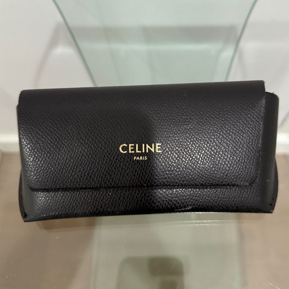 CELINE Triomphe Oval Sunglasses in black - 52mm - Picture 3 of 5